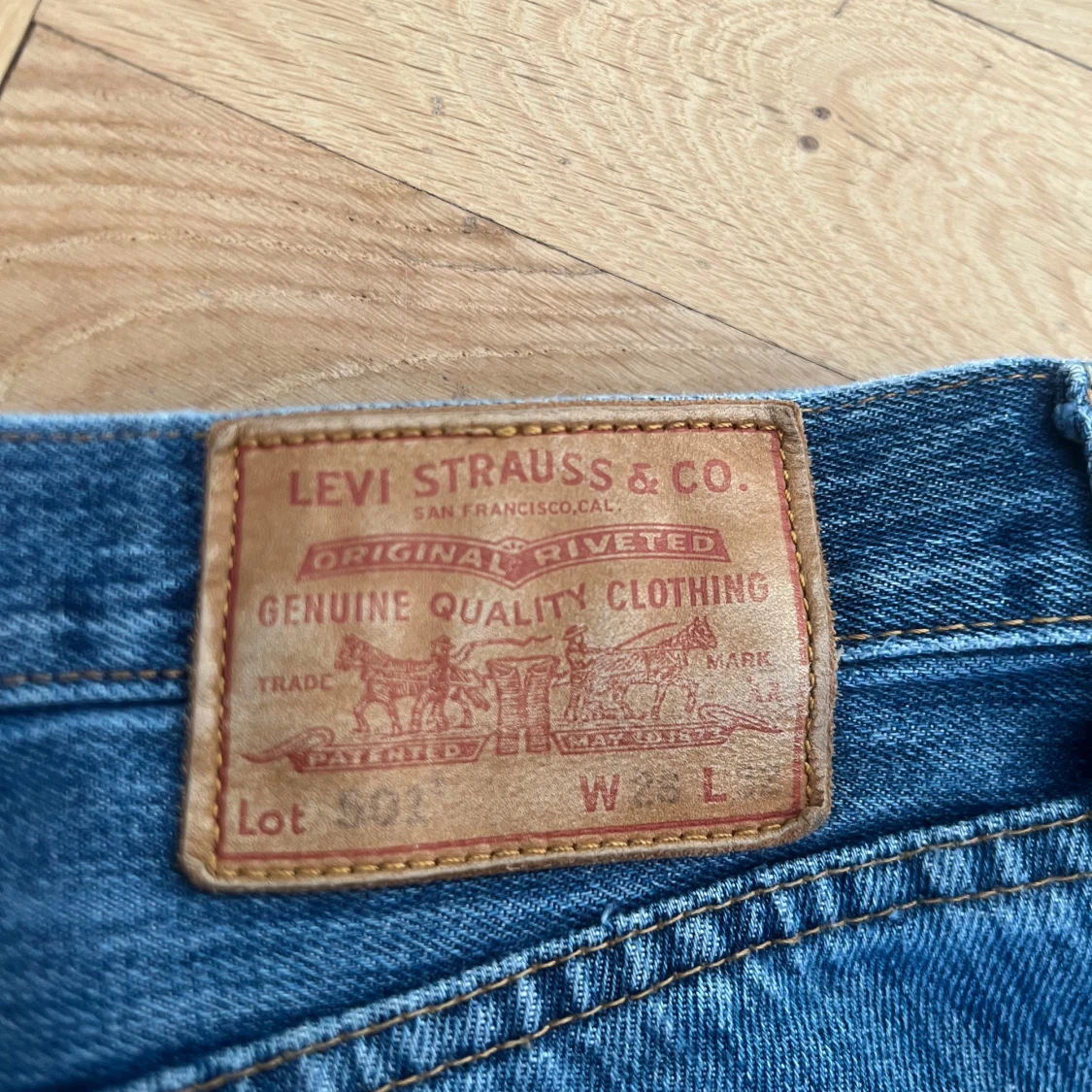 Levis 501 jeans  - 2