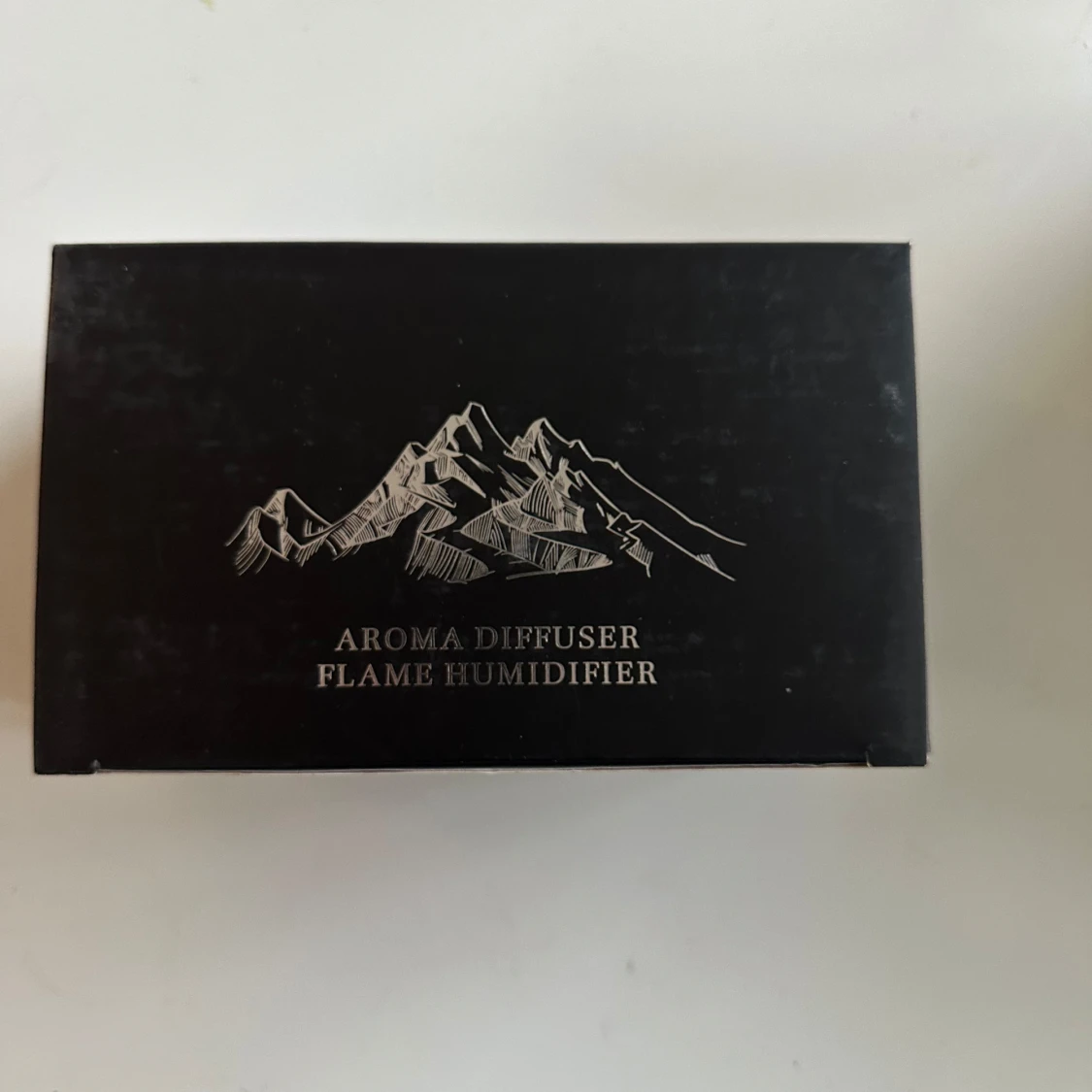 Svart Aroma Diffuser Flame Humidifier - 2