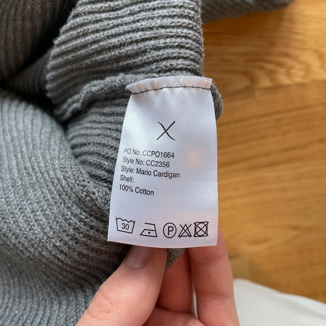 Grå Cardigan  - 2
