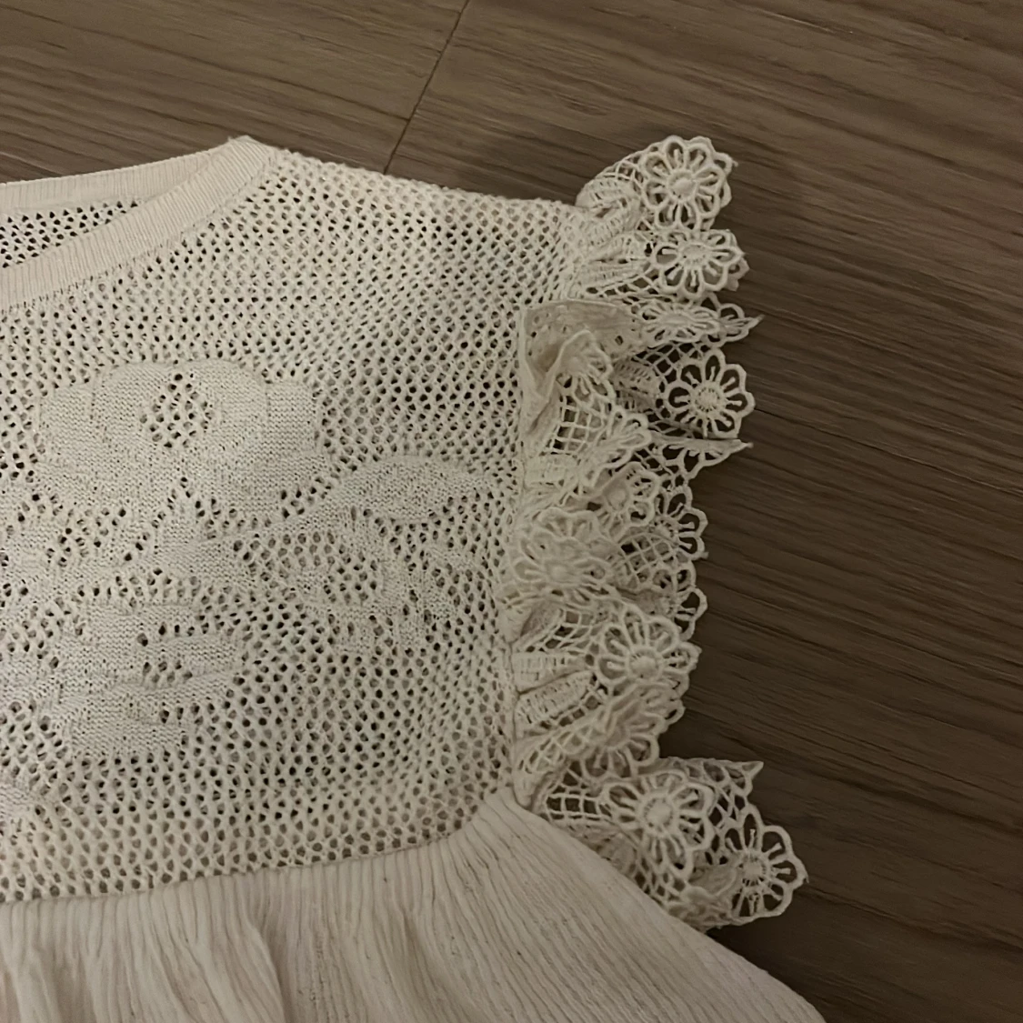 Vit volang topp från Zara - 4