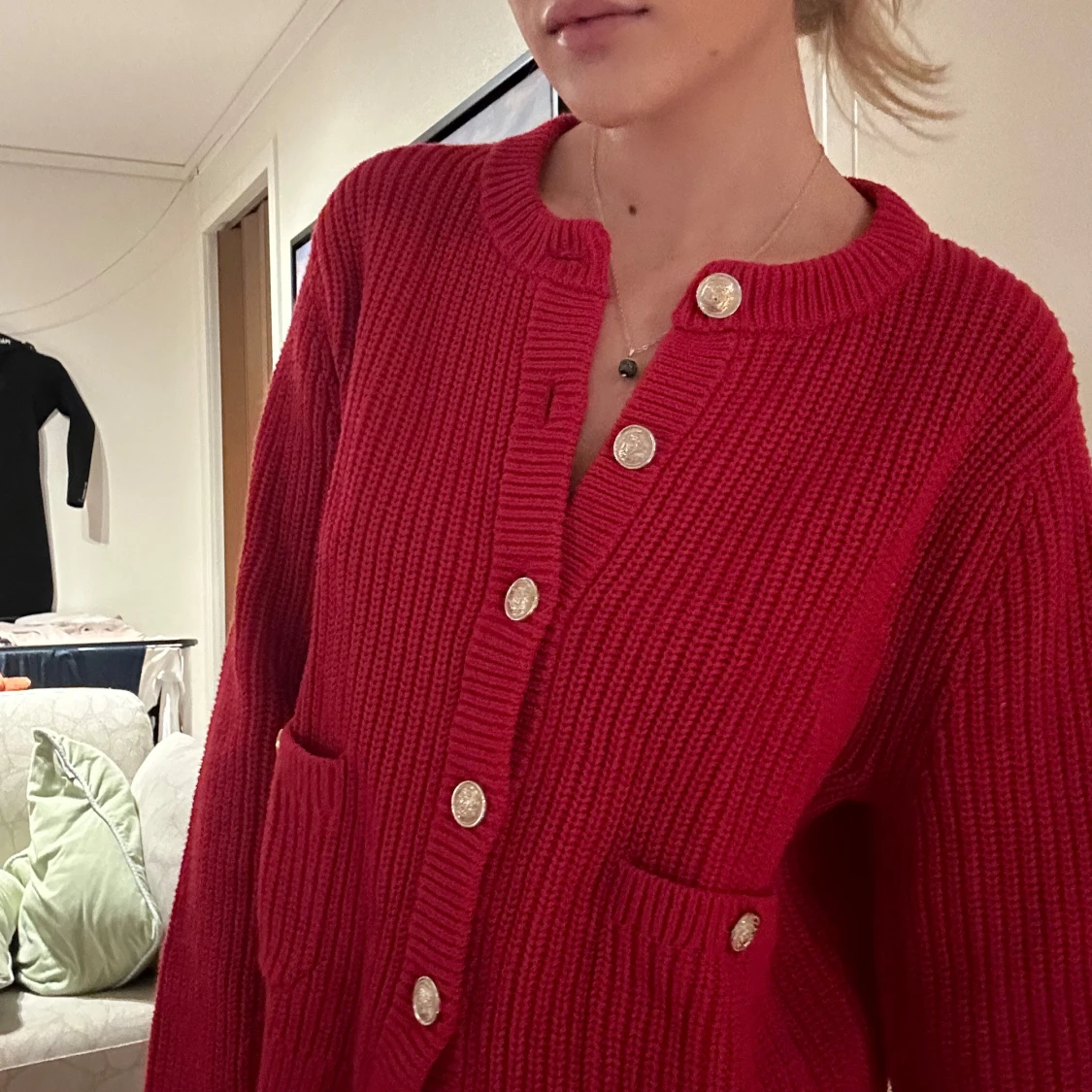 Röd stickad kofta från H&M