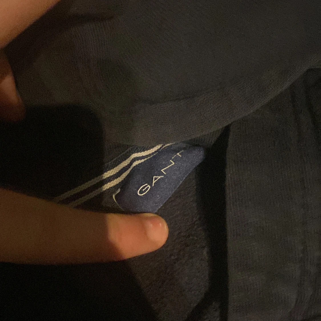 Mörkblå huvtröja från Gant - 1