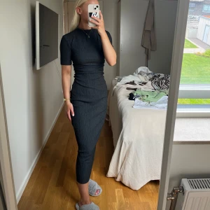 Zara klänning  - Klänning från zara använd en gång