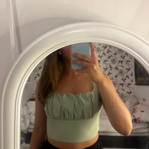 Grön topp - Använt 1 gång