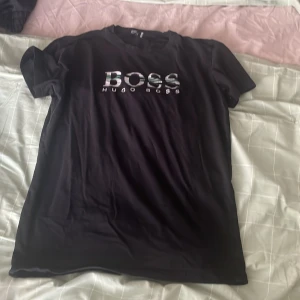 Boss tröja - Storlek M