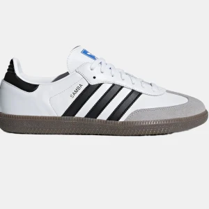 Adidas Samba - Säljer dessa as snygga Adidas Sambas då dom tyvärr är försmå för mig💕🌟 