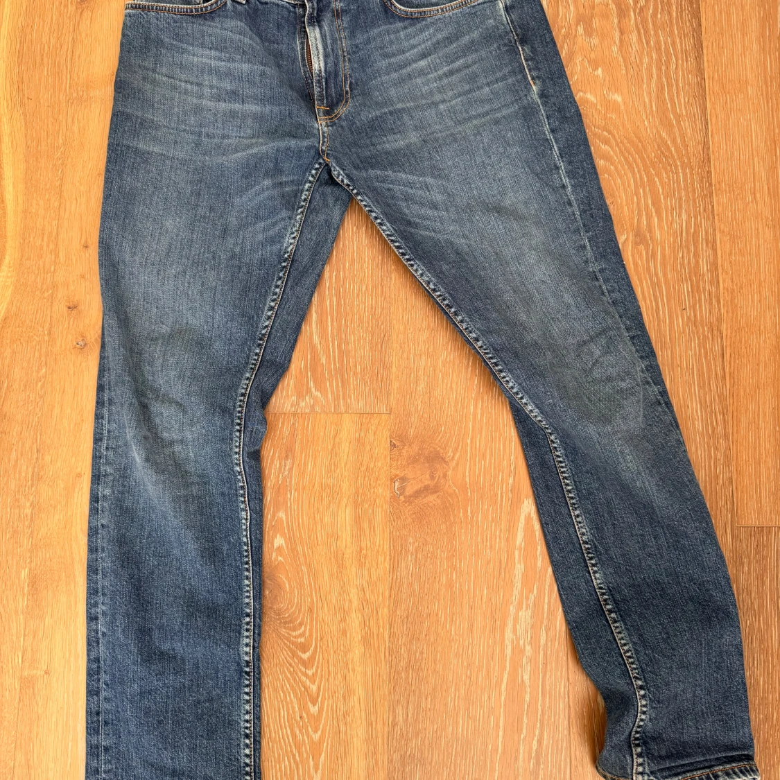 Blå jeans från Nudie Jeans