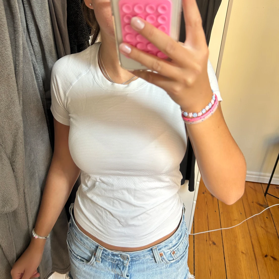 Lululemon T-shirt - 92