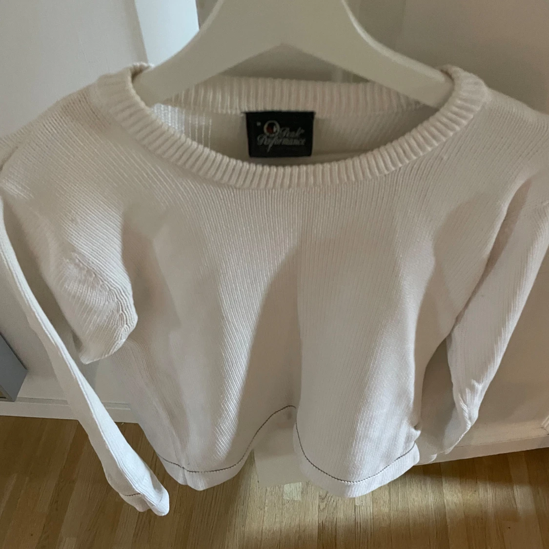 Stickad tröja peak performance 