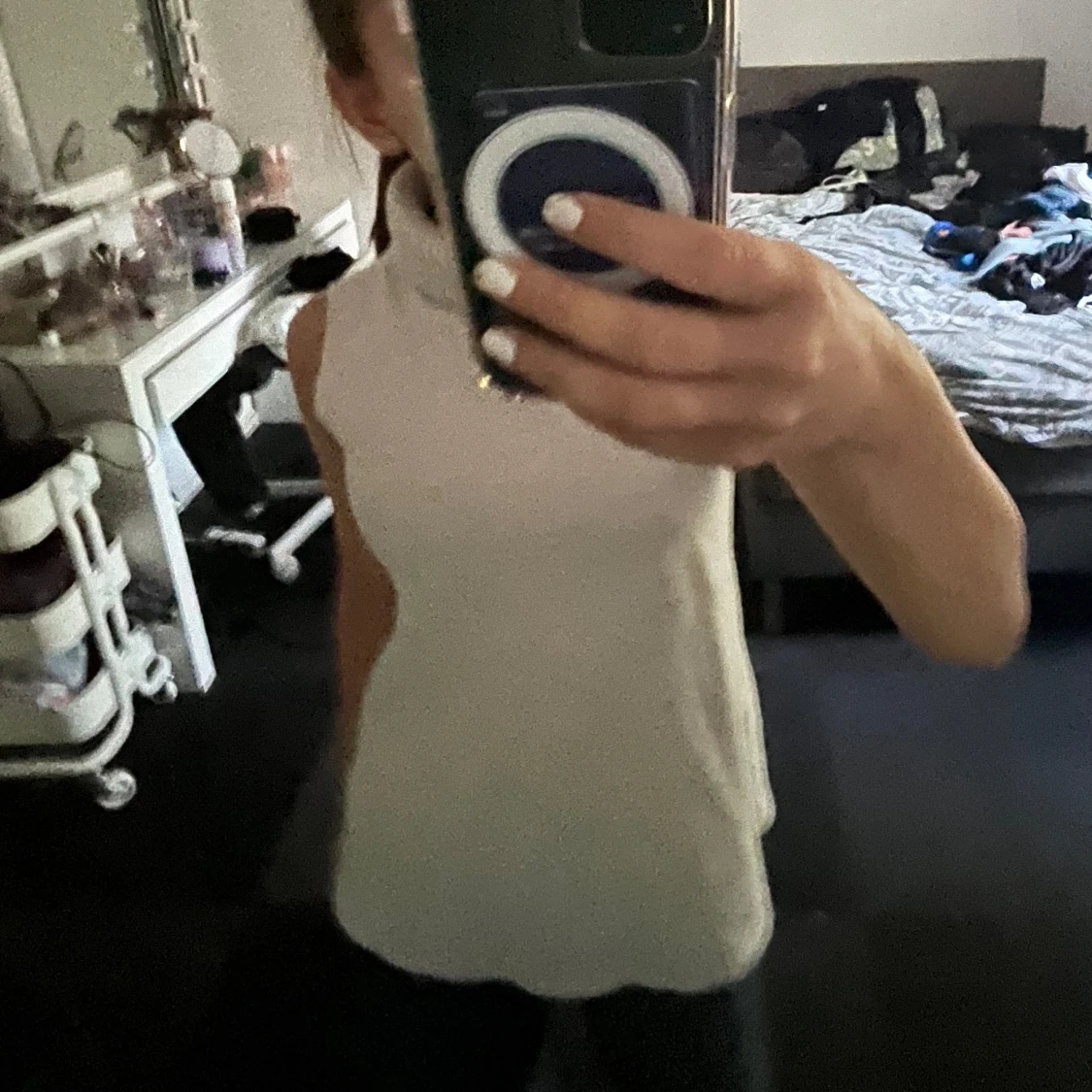 Beige ärmlös polotröja - 91