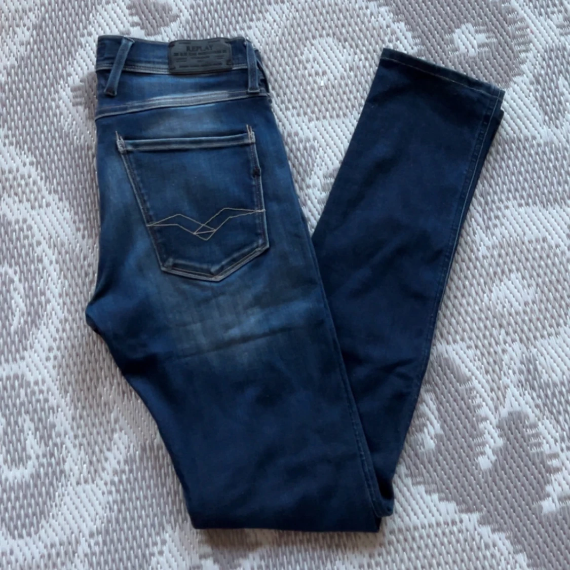 Mörkblå replay byxor  - 1