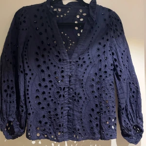 Blå sommar blus - Använd 2-3 gånger, som ny! 💕massor xs-m