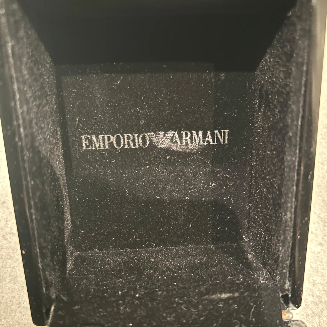 Svart klocka från Emporio Armani - 3