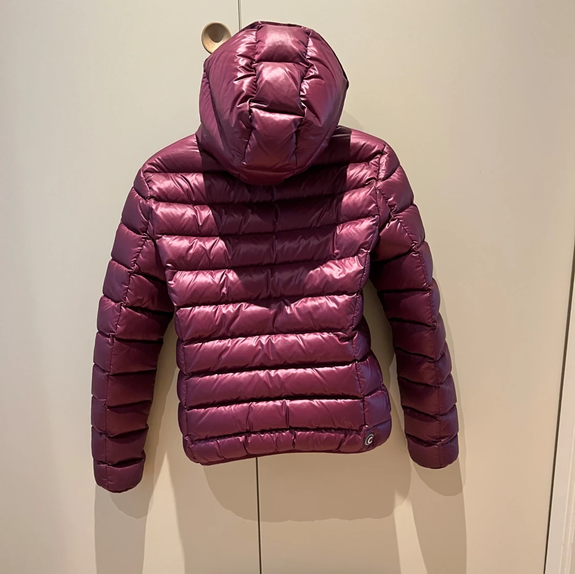 Vinröd dunjacka från Colmar - 3