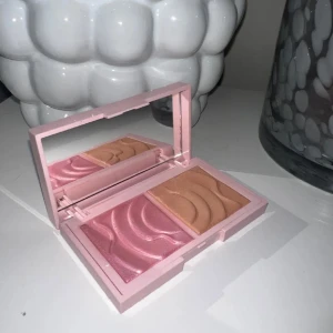 Duo palette caia - En duo palette från Caia💗