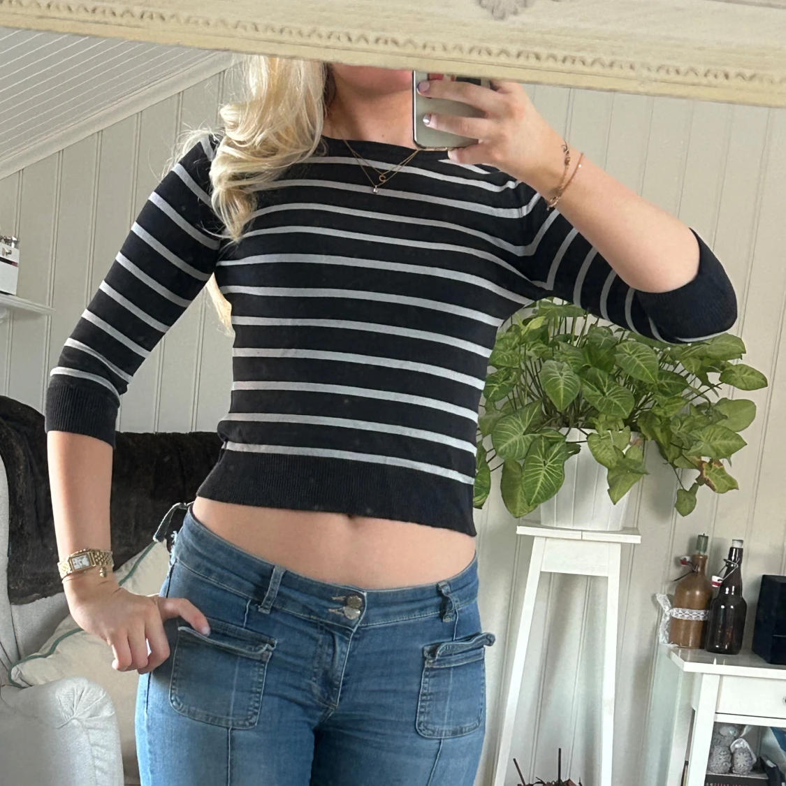 Svart och vit randig tröja - 1