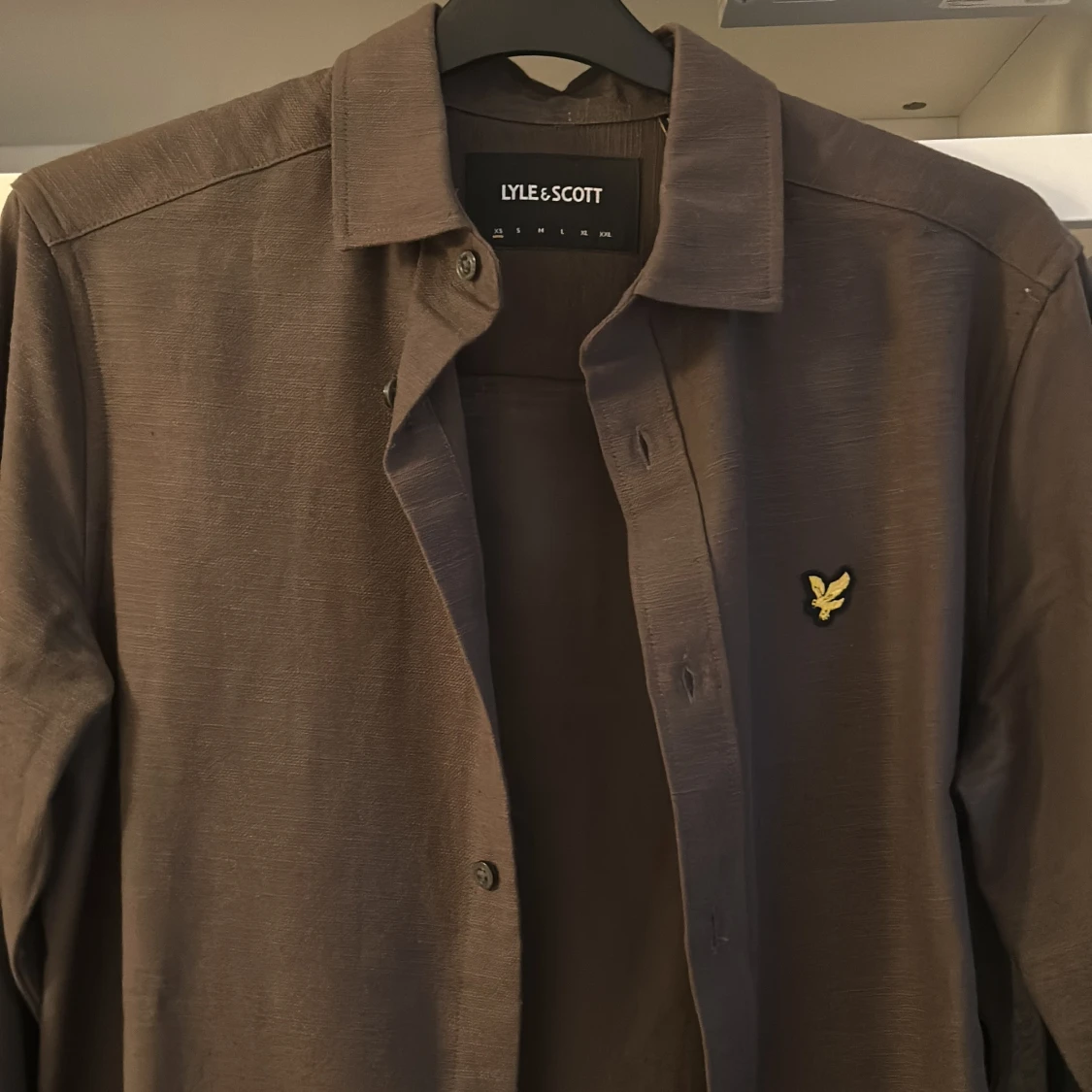 Brun skjorta från Lyle & Scott - 2