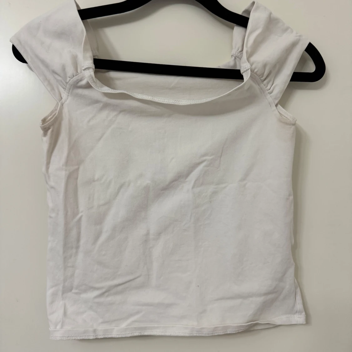 Vit kortärmad topp