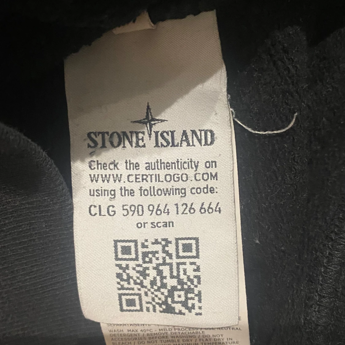 Svart tröja från Stone Island - 90