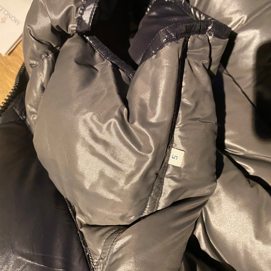 Svart dunväst från Moncler - 91