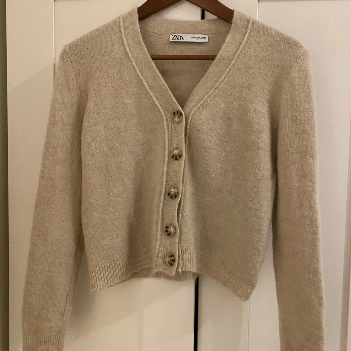 Beige kofta från Zara - 90