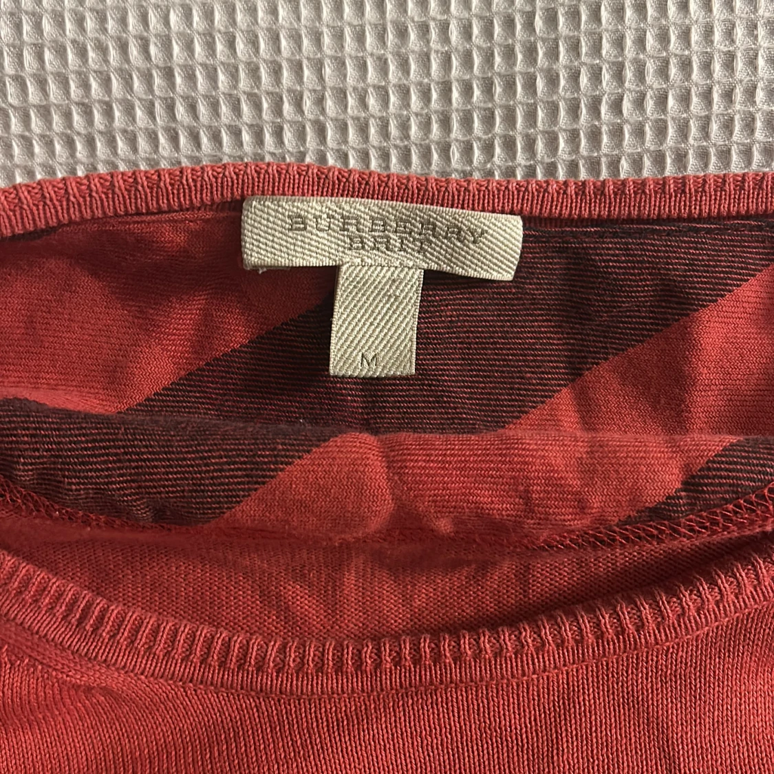 Röd tröja från Burberry - 90