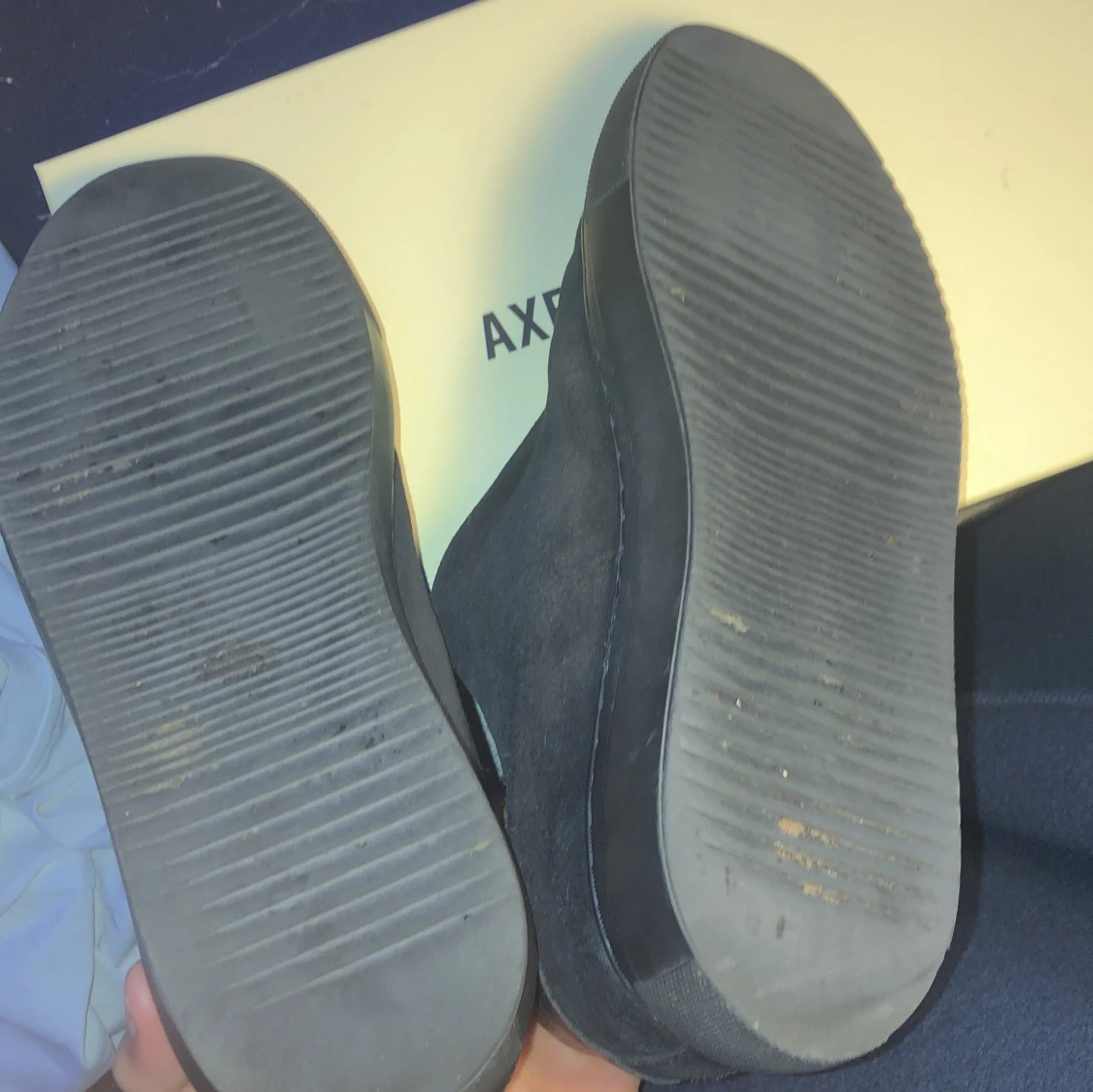 Svarta sneakers från Axel Arigato - 90