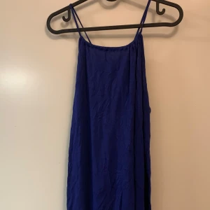 Blus topp - Fin skön loose fit linne. Storlek S-M. Ingen aning vilken märke. 