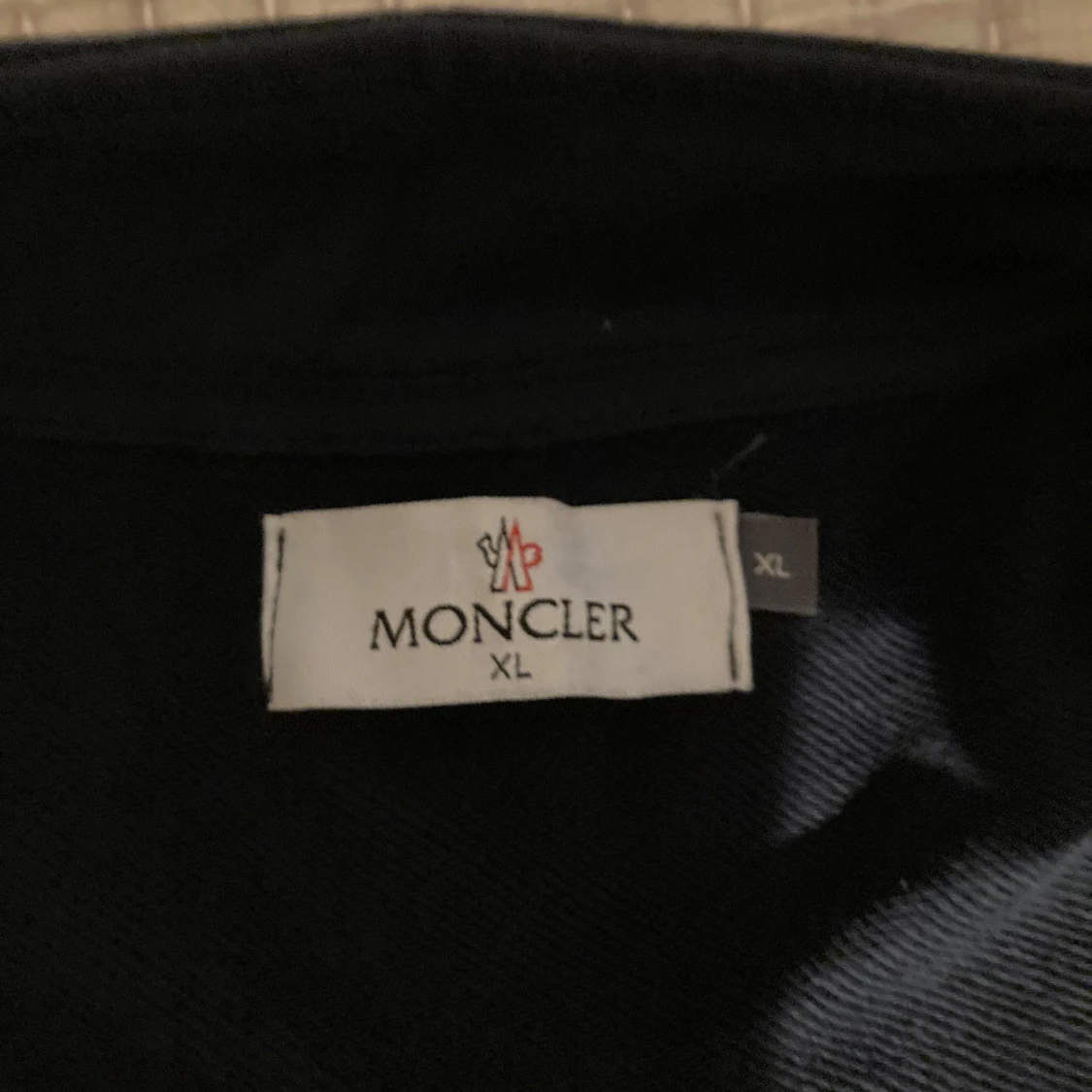 Moncler  - 90