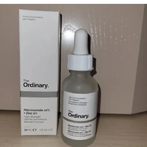 The ordinary serum - The ordinary niacinamide serum.
