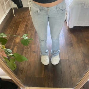 Gråa LTB- jeans - Populära jeans i storlek 25/34 i bra skick utan några defekter❤️