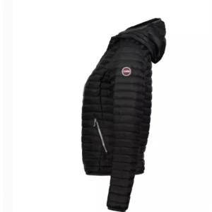 COLMAR - Colmar Ladies Down Jacket Jackan är testad så den är så gott som ny!  Lapp/etikett sitter kvar på Jackan då den aldrig är använd. Skriv privat vid fler bilder då dom bilderna jag använt till annonsen nu är från Colmars hemsida. Kostar 3600 på hemsida