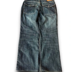 Baggy jeans  - Använda ett fåtal gånger, skriv för frågor! 