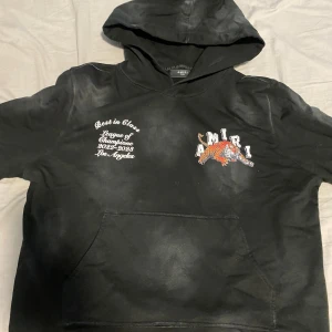 Amiri hoodie - Amiri Varsity hoodie i bästa skick möjligt  Storlek: S/M passar lika bra till både Pris 400