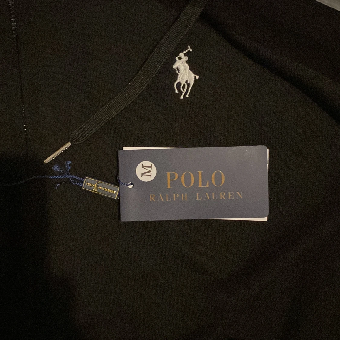 Svart polo zip - 91