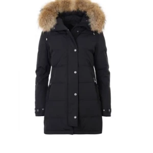 Hollies jacka  - Säljer nu min hollies jacka inga fel på den  har bara vuxit ur den