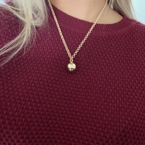 Guld halsband - Helt nytt guldhalsband med prislapp kvar, aldrig använt🥰