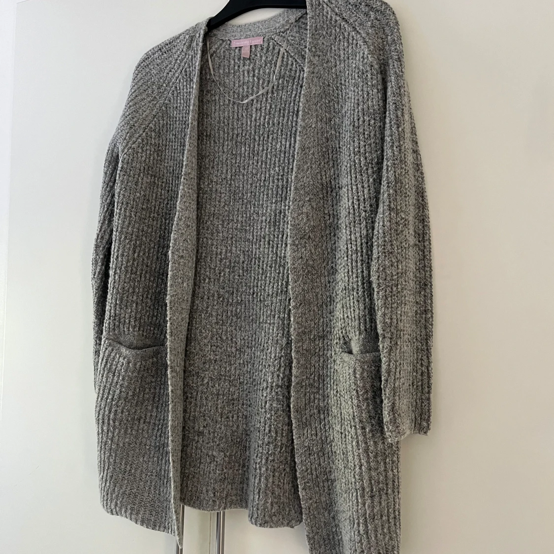 Söt stickad kofta - 90