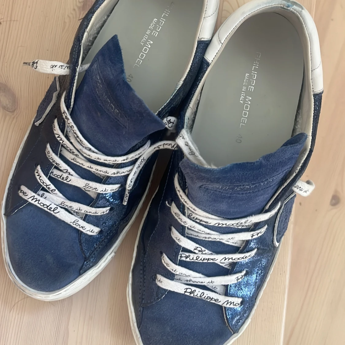 Blå sneakers från Philippe Model - 91