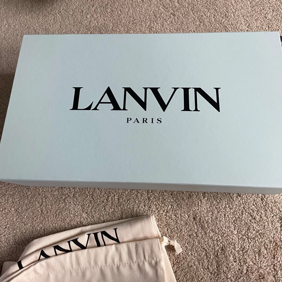Box lanvin