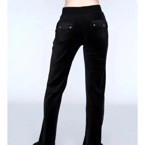 juicy couture byxor - säljer dessa juicy byxor pågrund av att de inte passar mig! om ni vill ha mer information kom privat