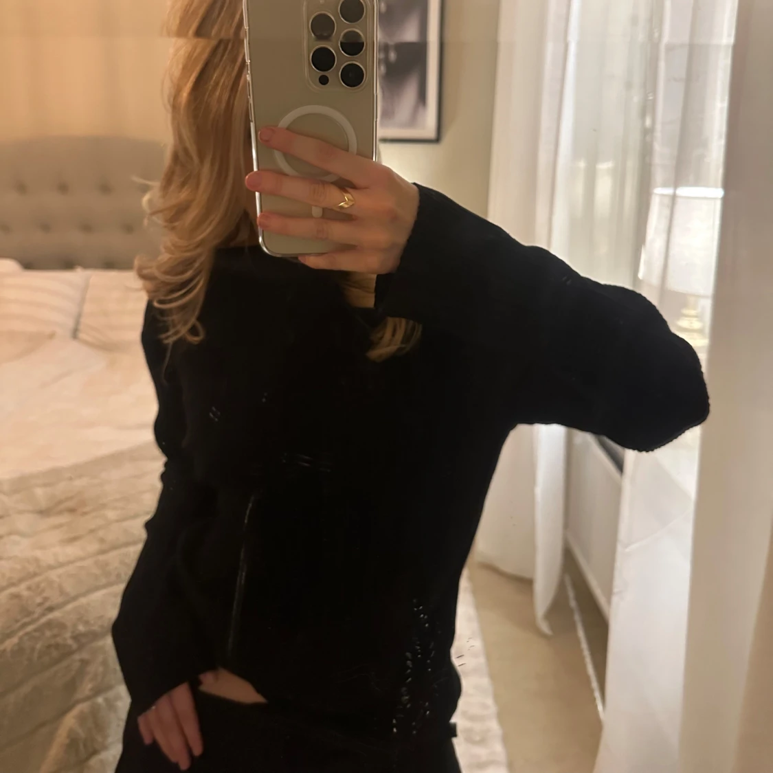 Svart ribbad blus  - 2