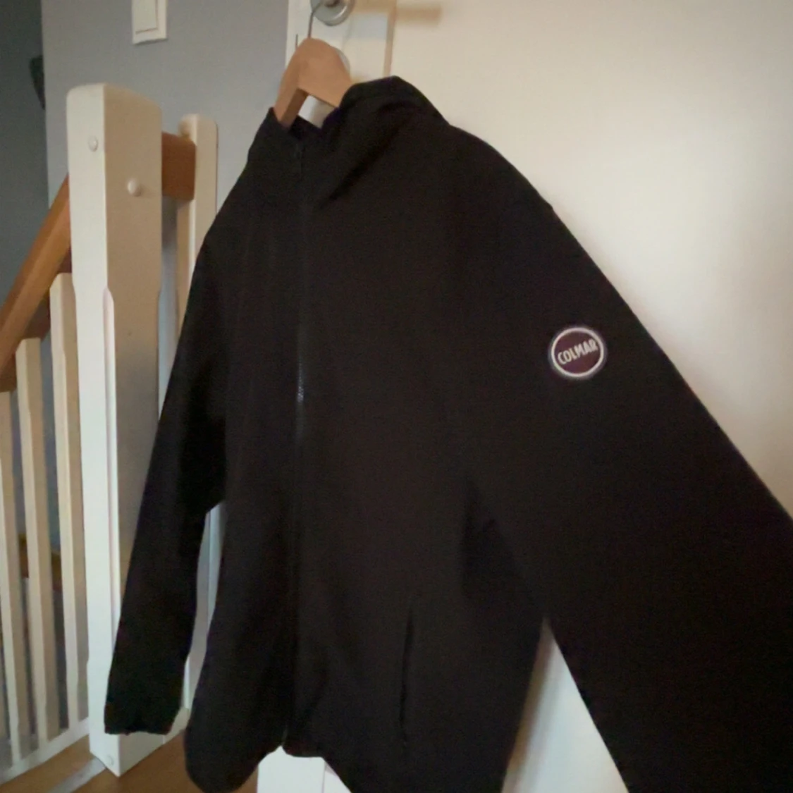 Svart jacka från Colmar