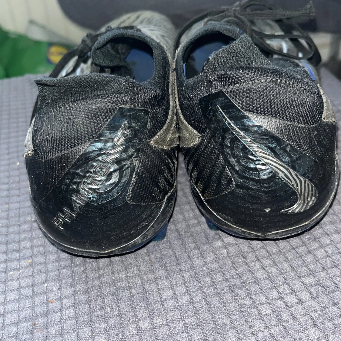 Nike fotbollsskor med zebramönster - 2