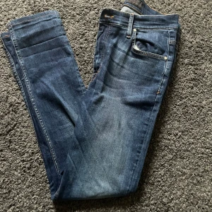 Tiger of sweden jeans - Jeans från tiger of sweden i storleken 32/32. Skick ungefär 8-9/10. Skriv gärna vid intresse, priset kan diskuteras
