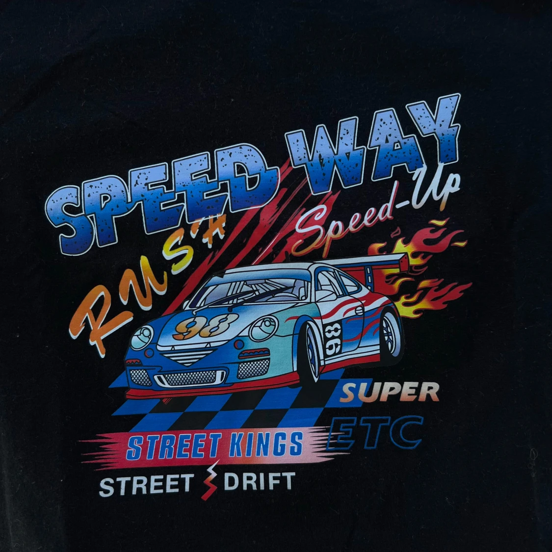 Croppad svart T-shirt  - 90