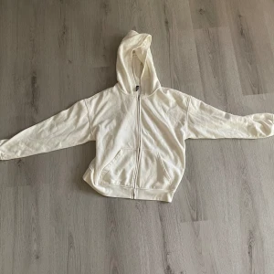 Vit Basic Zip-up Hoodie - Aldrig använt