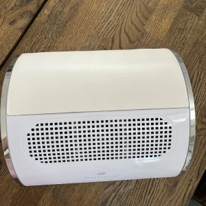 Utsug naglar  - Utsug till naglar ifrån beautylush, köpt för 500 mitt pris 150☺️