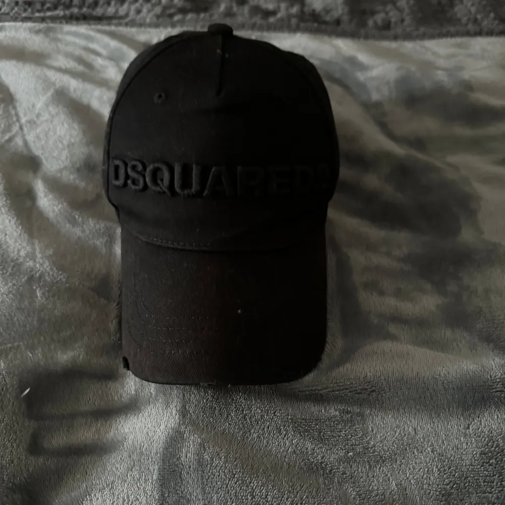 Dsquared 2 keps Äkta Svart. Accessoarer.