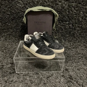 Flycrews - Skick 8/10